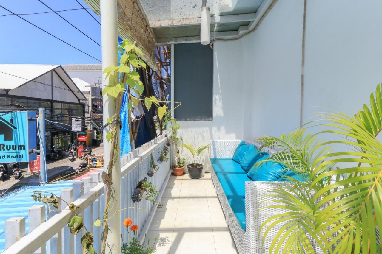 The Ruum Hostel Canggu מראה חיצוני תמונה